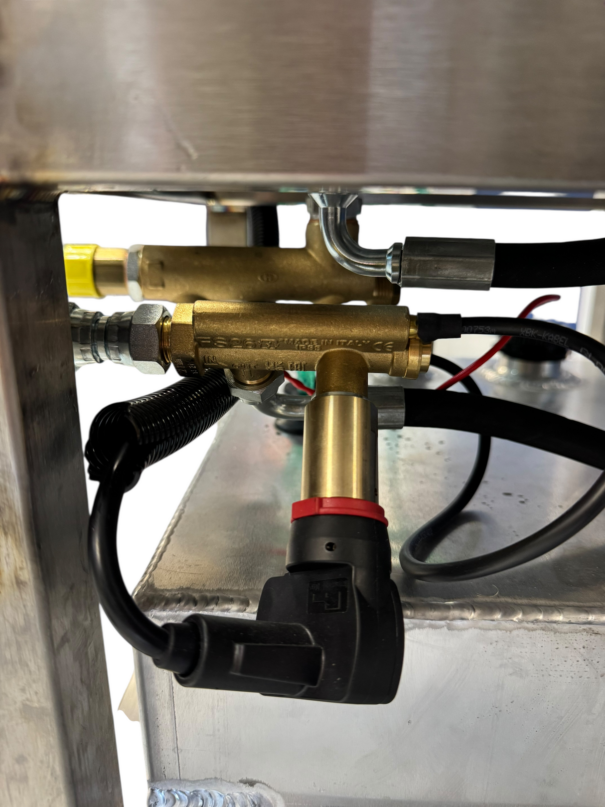 Watertek ProFlame® Boiler Unit 12v 25L Van Mount with Tank and Panel