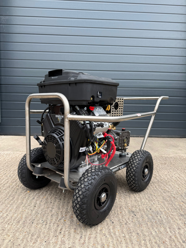 EX DISPLAY - WATERTEK VANGUARD 16hp E-START PRESSURE WASHER - SOLD